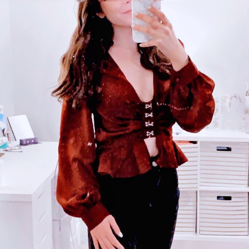 NWOT Forever 21 Satin Long Sleeve Crop Top